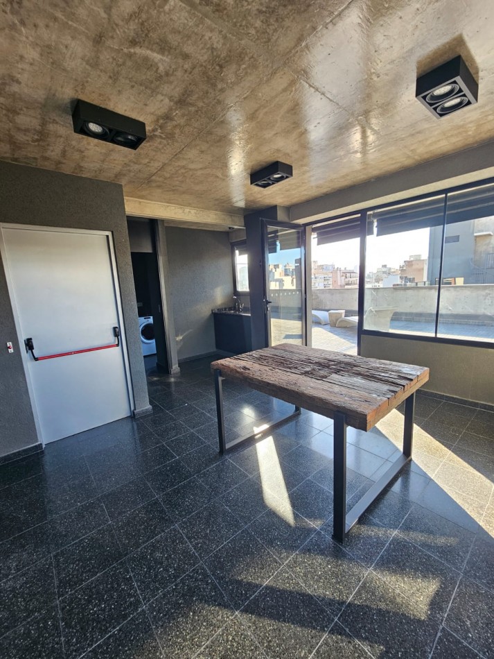 VENTA MONOAMBIENTE A ESTRENAR- 4to PISO dto F TORRE 1 CONTRAFRENTE 23m2.