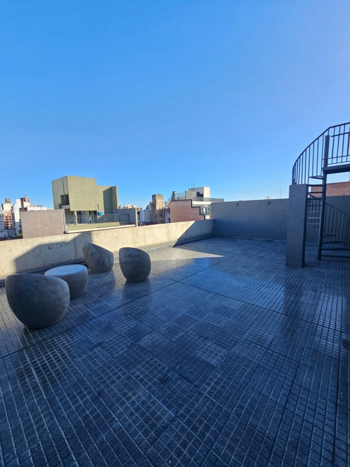 VENTA MONOAMBIENTE A ESTRENAR- 4to PISO dto F TORRE 1 CONTRAFRENTE 23m2.