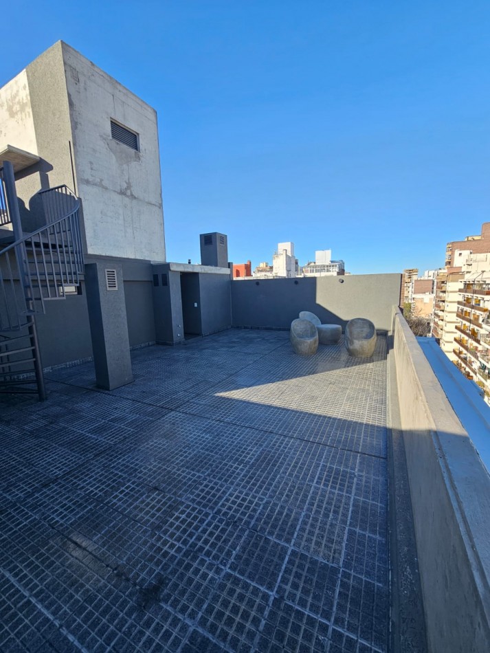 VENTA MONOAMBIENTE A ESTRENAR- 4to PISO dto F TORRE 1 CONTRAFRENTE 23m2.
