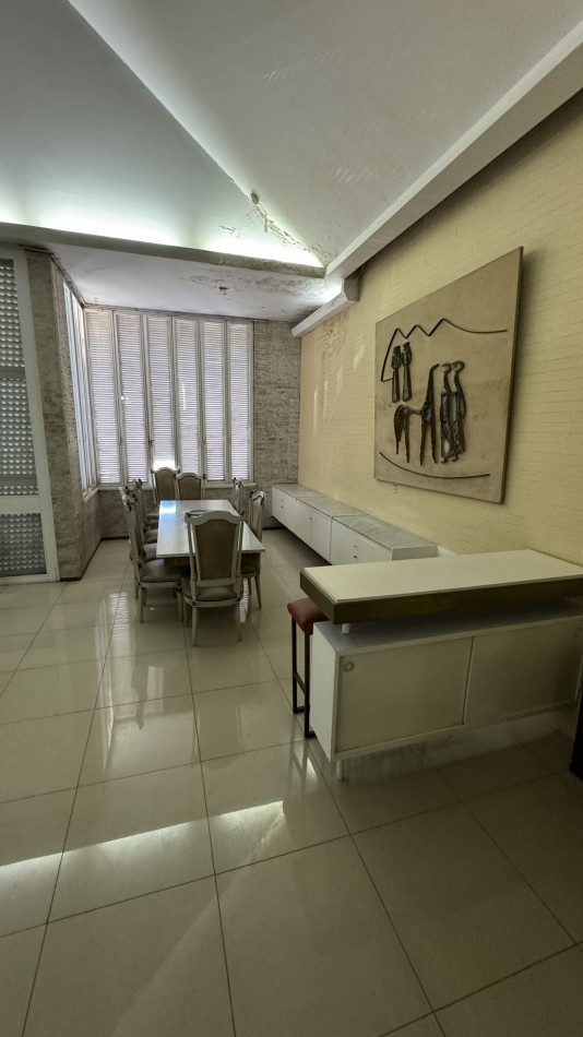 RETASADA CASA 3 DORMITORIOS CON GALPON.LAPRIDA 3034. GALPON y OFICINAS CON INGRESO INDEPENDIENTE