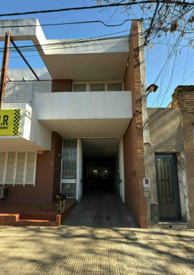 RETASADA CASA 3 DORMITORIOS CON GALPON.LAPRIDA 3034. GALPON y OFICINAS CON INGRESO INDEPENDIENTE
