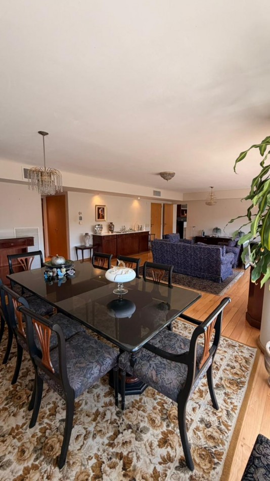 VENTA DEPARTAMENTO 3 DORMITORIOS, CALIDAD LATTUCA, PRIMERA LINEA DEL RIO 205 M2 EXCLUSIVOS MAS 36M2 DE COCHERA DOBLE Y BAULERA