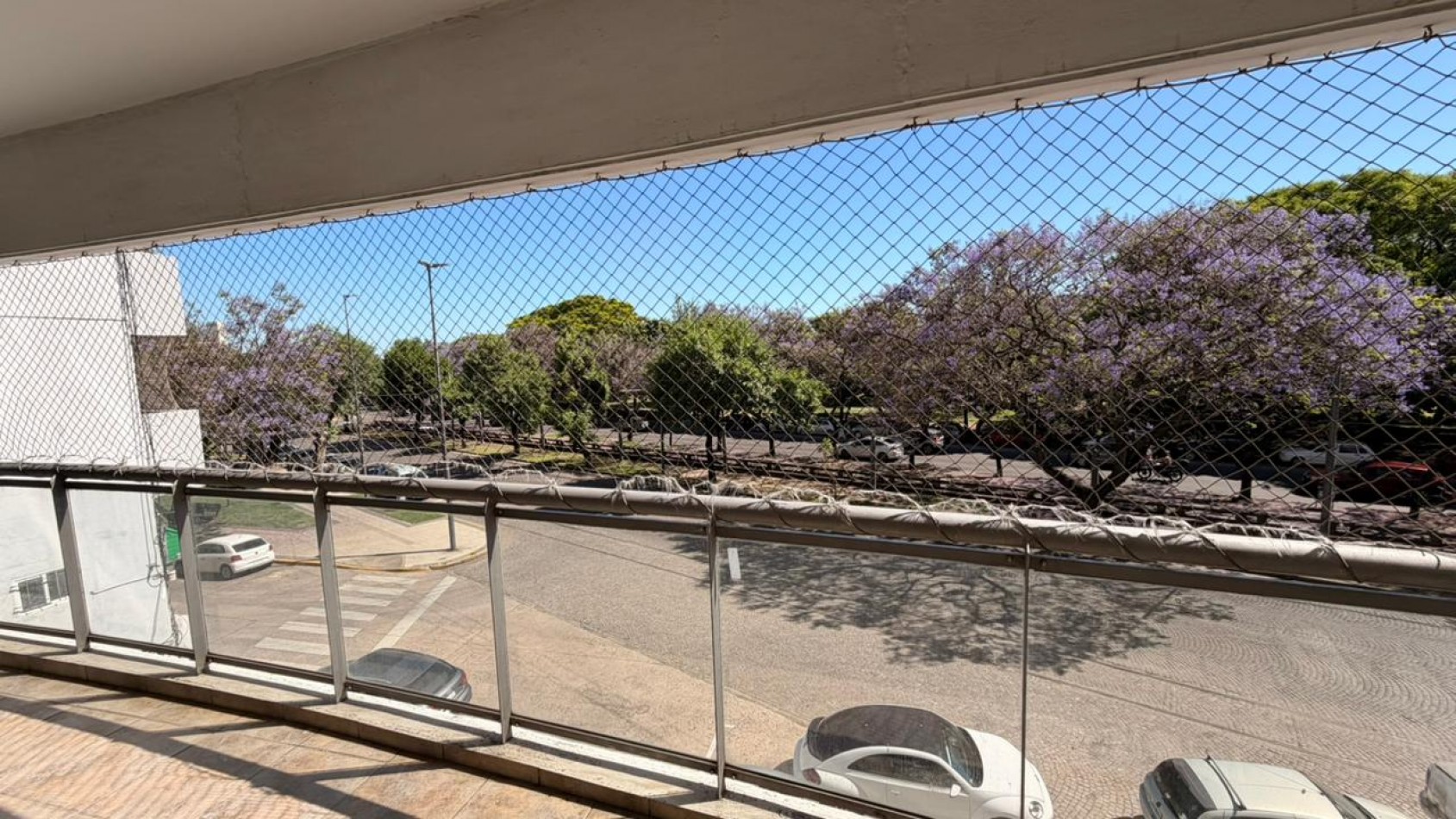 VENTA DEPARTAMENTO 3 DORMITORIOS, CALIDAD LATTUCA, PRIMERA LINEA DEL RIO 205 M2 EXCLUSIVOS MAS 36M2 DE COCHERA DOBLE Y BAULERA