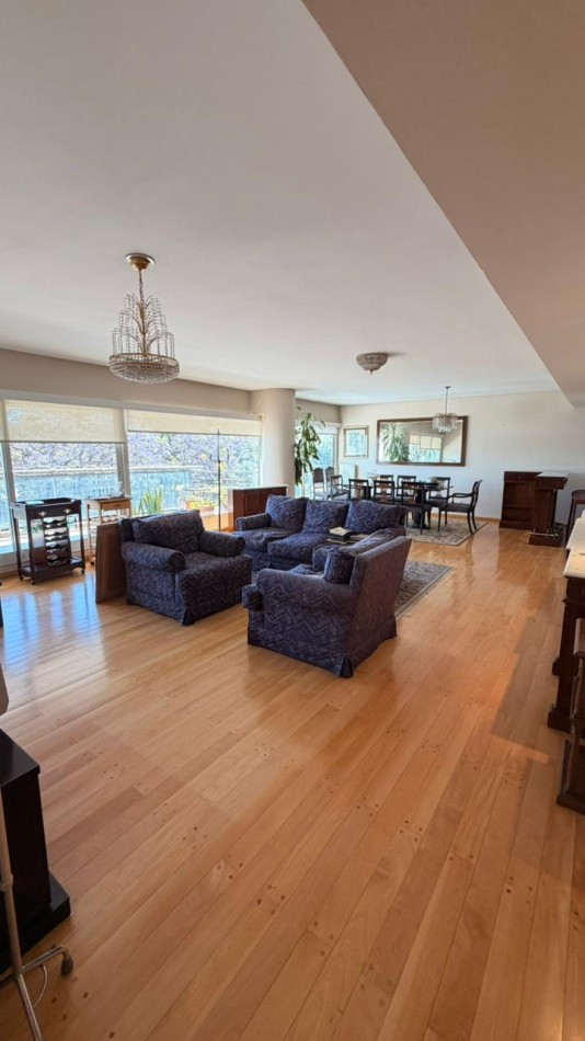 VENTA DEPARTAMENTO 3 DORMITORIOS, CALIDAD LATTUCA, PRIMERA LINEA DEL RIO 205 M2 EXCLUSIVOS MAS 36M2 DE COCHERA DOBLE Y BAULERA