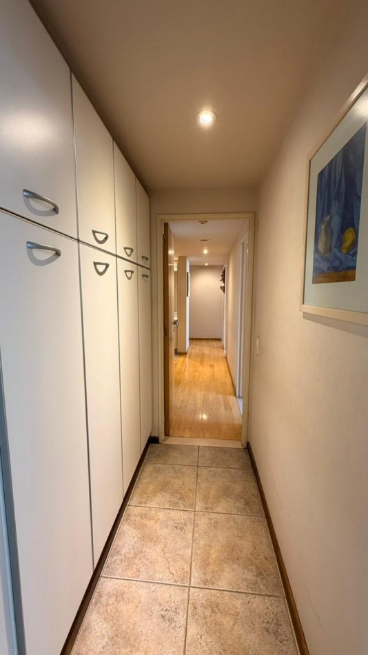 VENTA DEPARTAMENTO 3 DORMITORIOS, CALIDAD LATTUCA, PRIMERA LINEA DEL RIO 205 M2 EXCLUSIVOS MAS 36M2 DE COCHERA DOBLE Y BAULERA