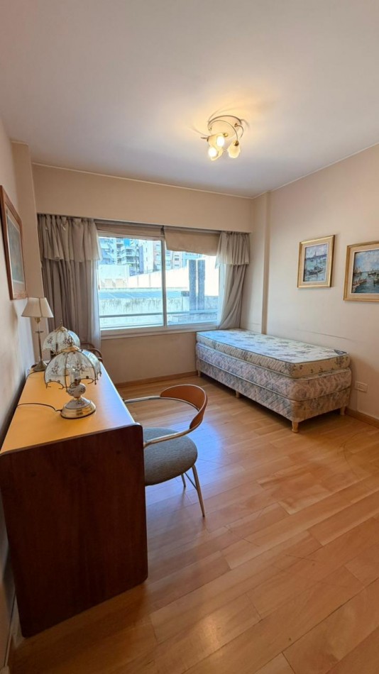 VENTA DEPARTAMENTO 3 DORMITORIOS, CALIDAD LATTUCA, PRIMERA LINEA DEL RIO 205 M2 EXCLUSIVOS MAS 36M2 DE COCHERA DOBLE Y BAULERA