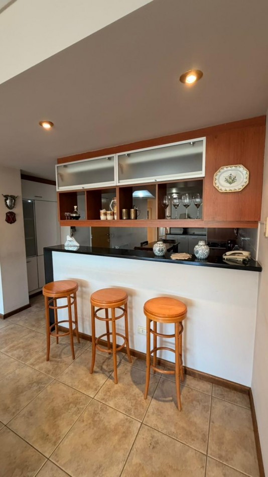 VENTA DEPARTAMENTO 3 DORMITORIOS, CALIDAD LATTUCA, PRIMERA LINEA DEL RIO 205 M2 EXCLUSIVOS MAS 36M2 DE COCHERA DOBLE Y BAULERA