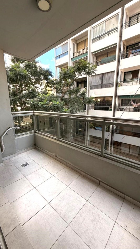 VENTA DEPARTAMENTO 1 DORMITORIO AL FRENTE CON COCHERA A METROS DEL MONUMENTO