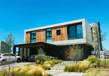 VENTA CASA ATERMINAR EN LOS PASOS 1 BARRIO CERRADO