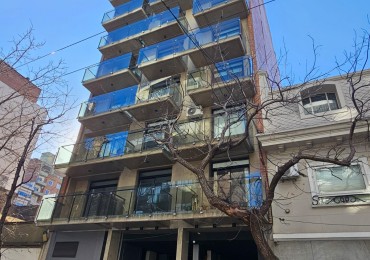 VENTA MONOAMBIENTE A ESTRENAR- 4to PISO dto F TORRE 1 CONTRAFRENTE 23m2.